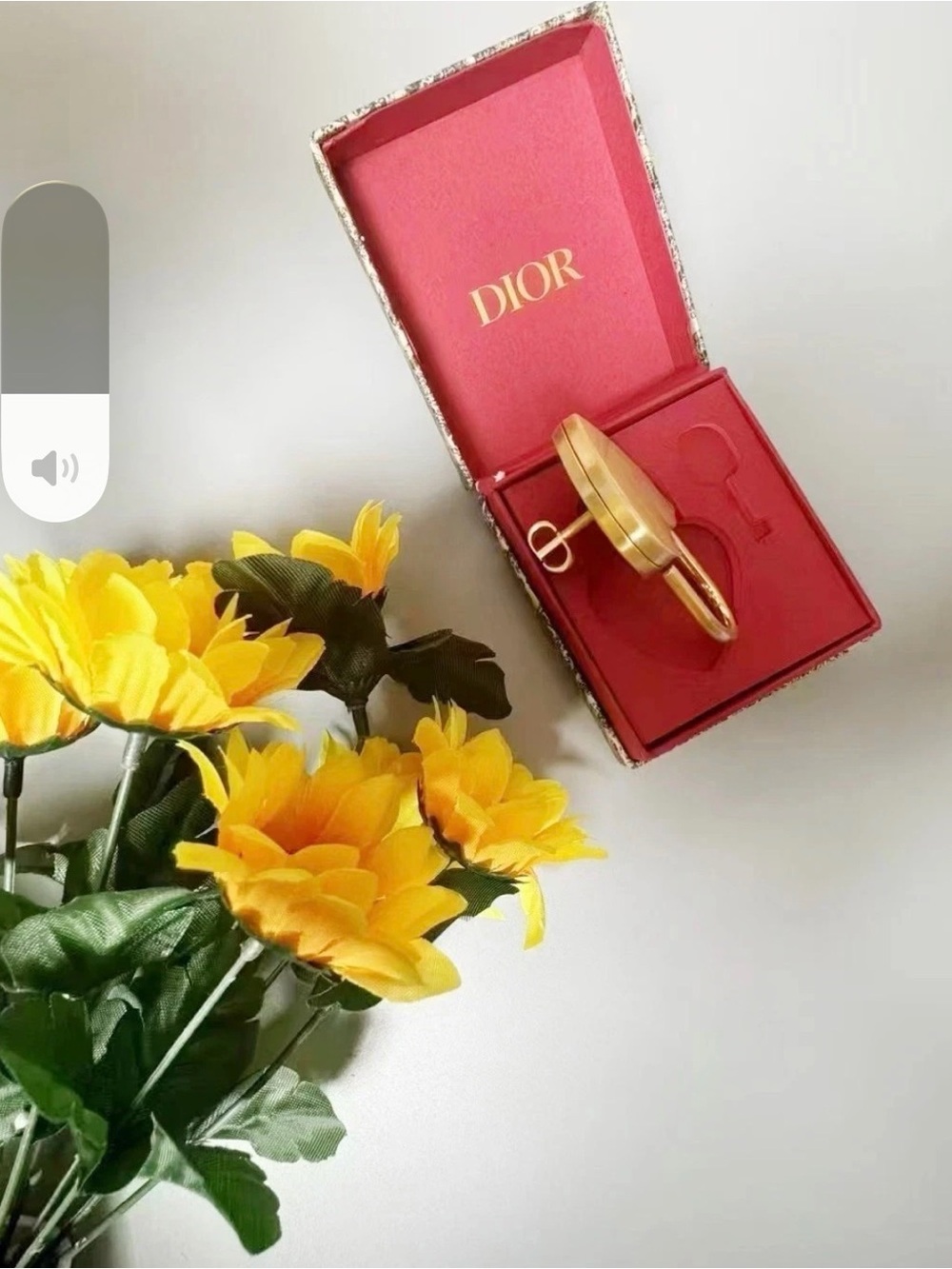 Dior Gold Heart Padlock with Key in Box Novelty limited Edtion - Picture 4 of 5